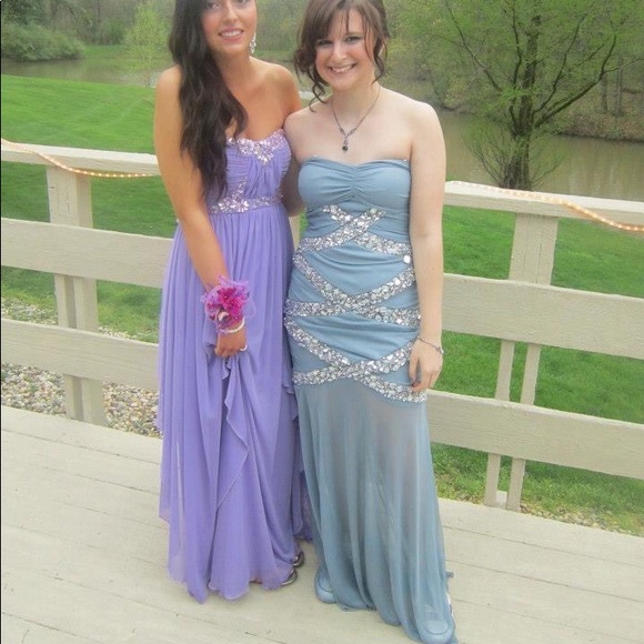 Silver/Grey Prom Dress - Picture 7 of 7